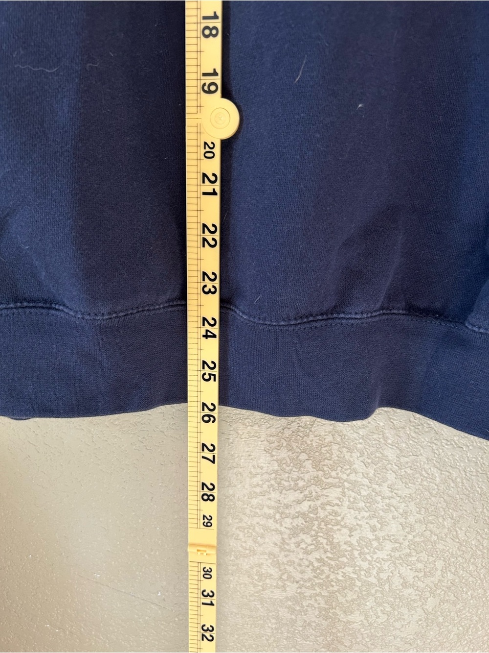 Yellowstone National Park Embroidered Navy Graphic Crewneck Sweatshirt Size L - Picture 5 of 6
